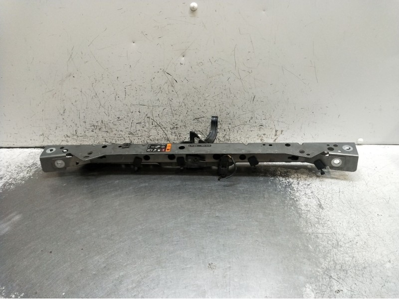 Recambio de panel frontal para opel astra j sedán 1.6 cdti (69) referencia OEM IAM 1367151 14273 