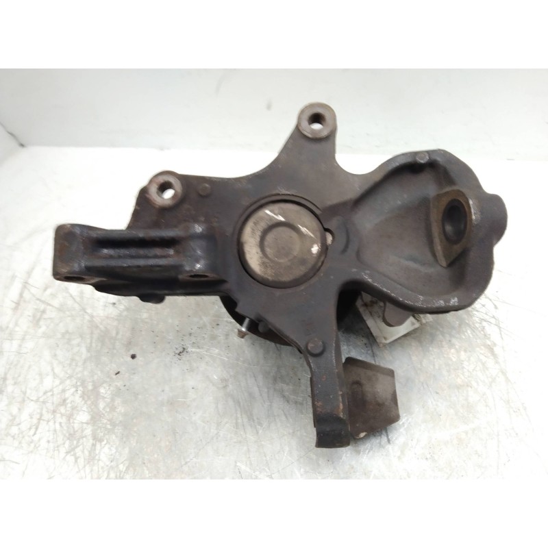 Recambio de mangueta delantera derecha para mercedes sprinterii caja cerrada (desde 01.06) 309/311/313/315  cdi (906.631/633/635