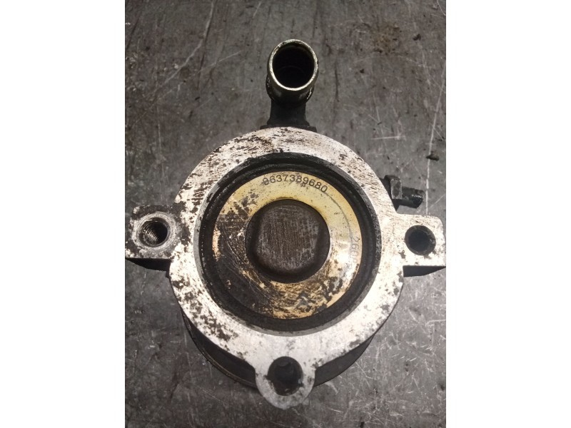 Recambio de bomba direccion para citroën saxo (s0, s1) 1.5 d referencia OEM IAM 9637389680  