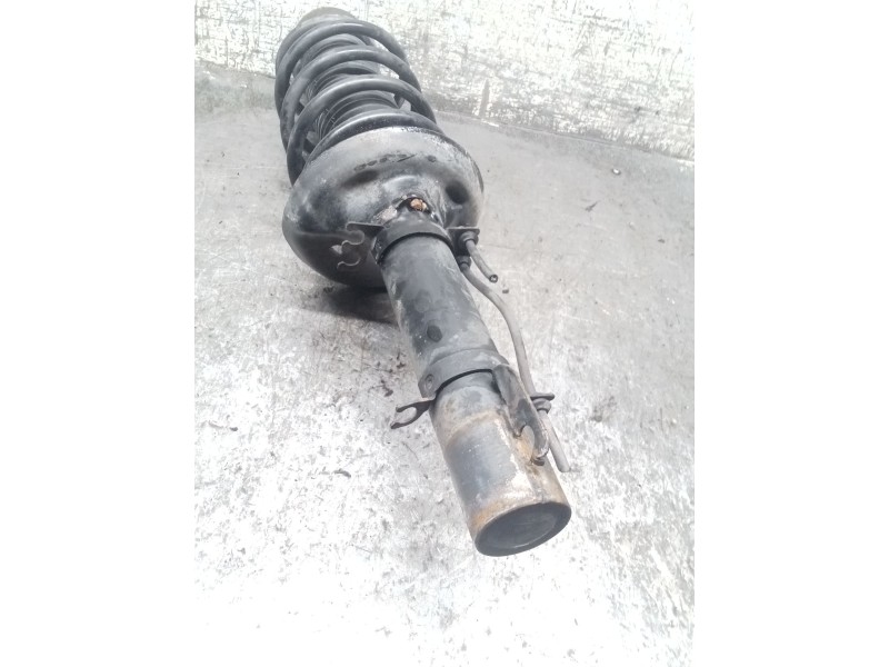 Recambio de amortiguador delantero derecho para volkswagen bora i (1j2) 1.9 tdi referencia OEM IAM 1J0413031BH  