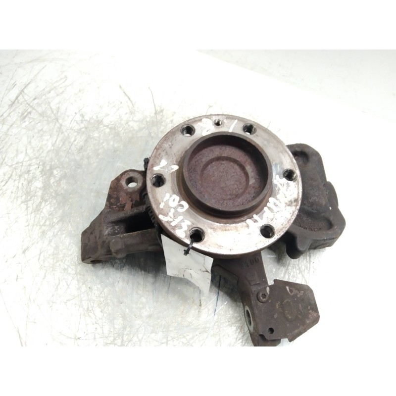 Recambio de mangueta delantera izquierda para mercedes sprinterii caja cerrada (desde 01.06) 309/311/313/315  cdi (906.631/633/6