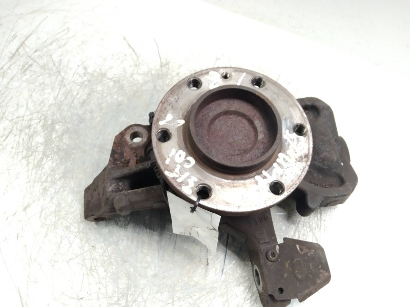 Recambio de mangueta delantera izquierda para mercedes sprinterii caja cerrada (desde 01.06) 309/311/313/315  cdi (906.631/633/6