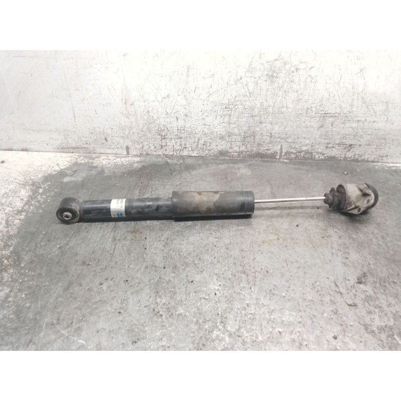 Recambio de amortiguador trasero izquierdo para volkswagen bora i (1j2) 1.9 tdi referencia OEM IAM 19029177  