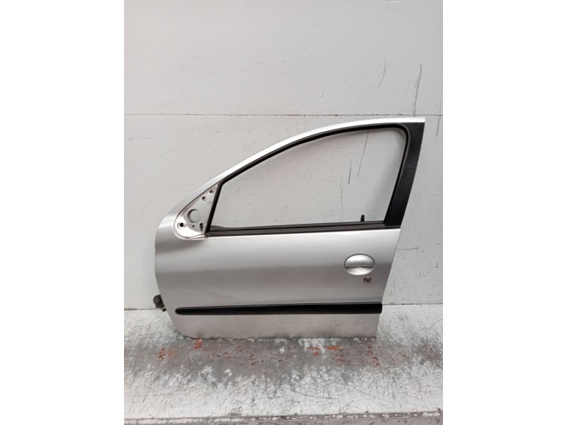 Recambio de puerta delantera izquierda para peugeot 206 hatchback (2a/c) 1.4 i referencia OEM IAM  5P 