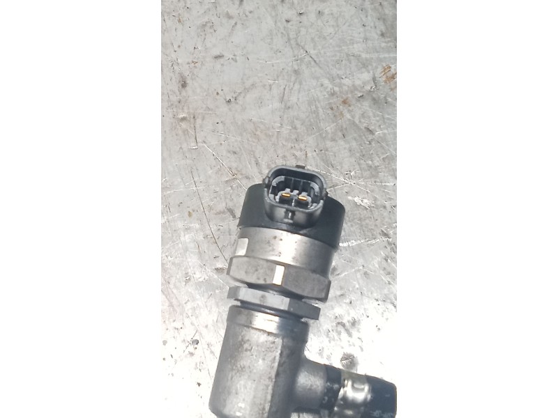 Recambio de rampa inyectora para fiat punto (199) easy referencia OEM IAM 0445214194  