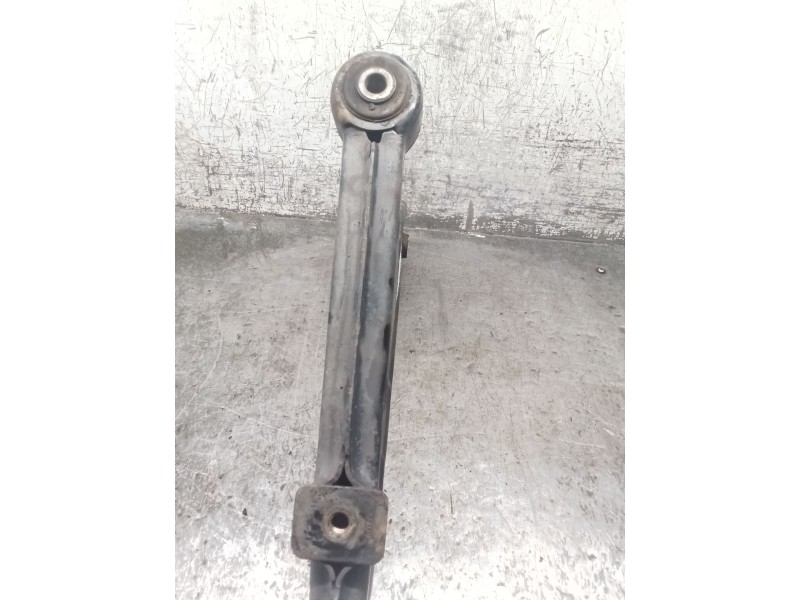 Recambio de brazo suspension inferior delantero izquierdo para volkswagen bora i (1j2) 1.9 tdi referencia OEM IAM   