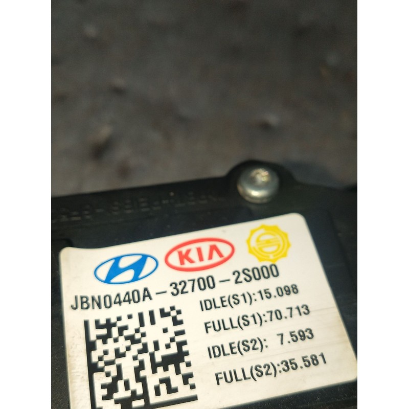 Recambio de potenciometro pedal para kia sportage iii (sl) 1.6 gdi referencia OEM IAM JBN0440A 32700 2S000