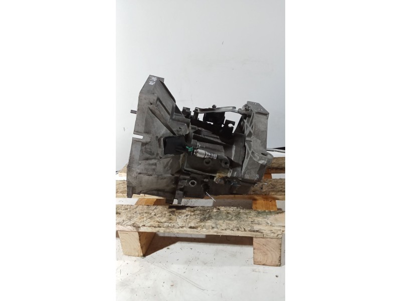 Recambio de caja cambios para fiat 500l (351_, 352_) 1.3 d multijet (199lxy1a, 199lxy11) referencia OEM IAM 2221259768 5v 