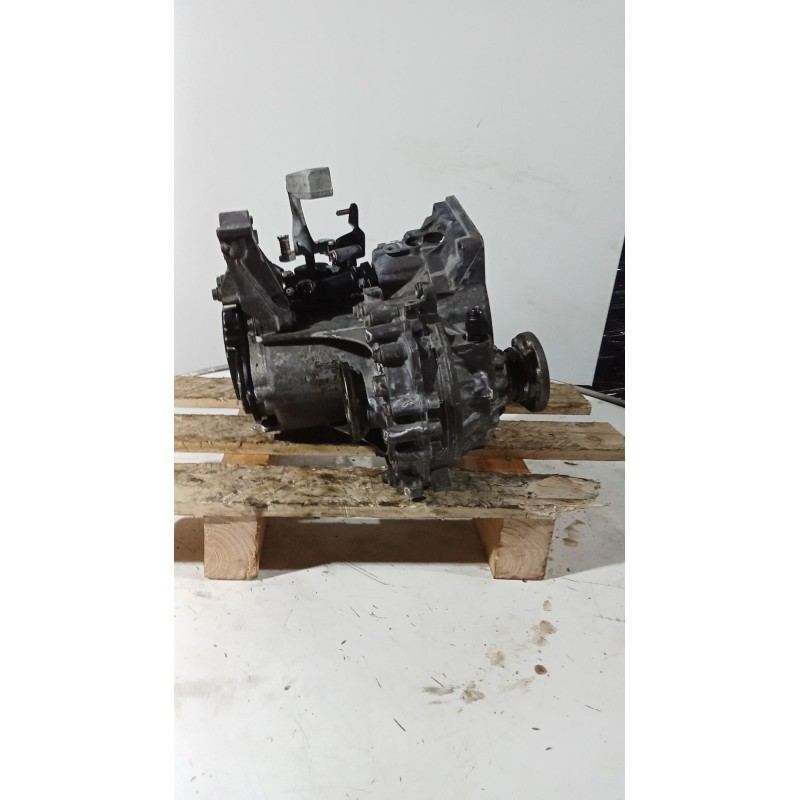 Recambio de caja cambios para volkswagen bora i (1j2) 1.9 tdi referencia OEM IAM EGR 5v 06061640697