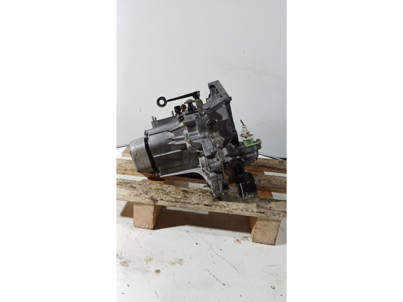 Recambio de caja cambios para citroën saxo (s0, s1) 1.5 d referencia OEM IAM 20CF02 5v 0057717