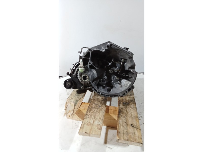 Recambio de caja cambios para citroën saxo (s0, s1) 1.5 d referencia OEM IAM 20CF02 5v 0057717