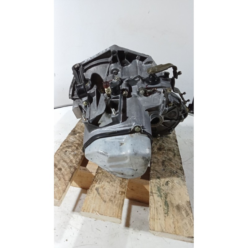 Recambio de caja cambios para citroën saxo (s0, s1) 1.5 d referencia OEM IAM 20CF02 5v 0057717