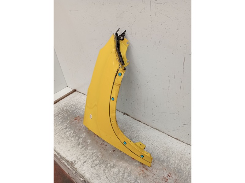 Recambio de aleta delantera derecha para fiat 500l (351_, 352_) 1.3 d multijet (199lxy1a, 199lxy11) referencia OEM IAM   