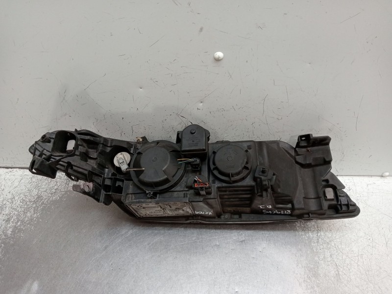 Recambio de faro izquierdo para renault laguna ii grandtour (kg0/1_) 2.0 16v turbo (kg0s, kg1l, kg03) referencia OEM IAM 8200163