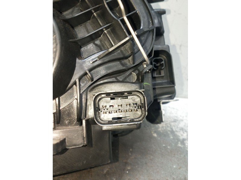 Recambio de faro izquierdo para bmw 1 (e87) 120 d referencia OEM IAM 084441140L 083441127L 
