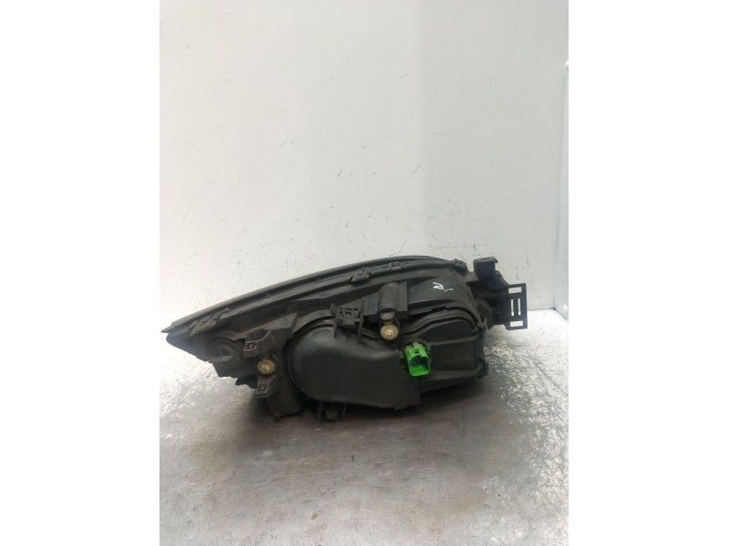 Recambio de faro izquierdo para ford mondeo iii sedán (b4y) 1.8 16v referencia OEM IAM 0301174201 1S7113006AL 