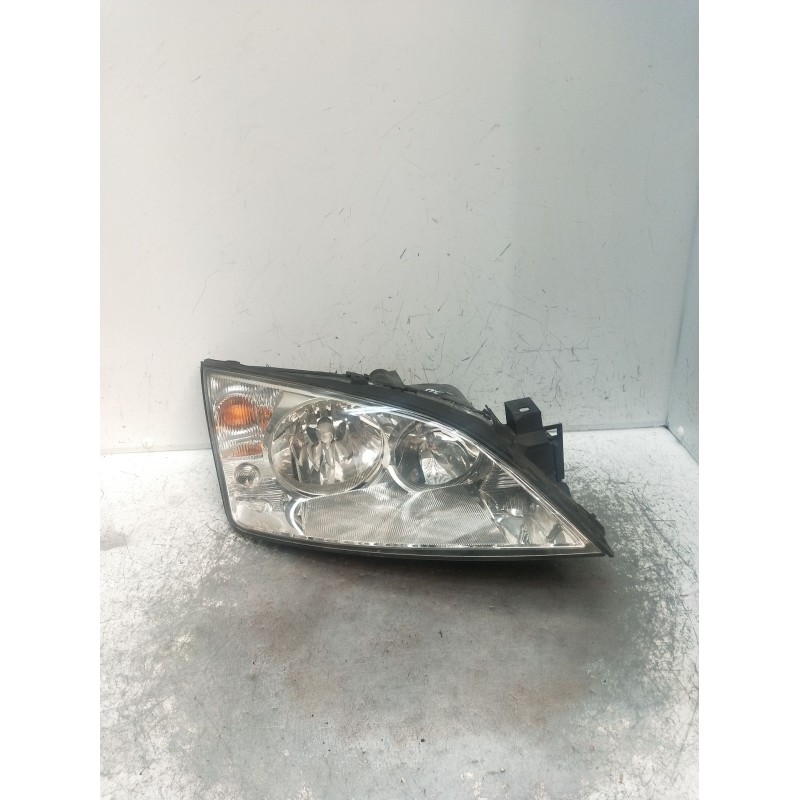 Recambio de faro derecho para ford mondeo iii sedán (b4y) 1.8 16v referencia OEM IAM 0301174202 1S7113005AL 