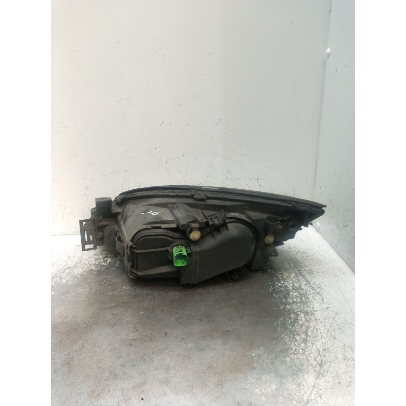Recambio de faro derecho para ford mondeo iii sedán (b4y) 1.8 16v referencia OEM IAM 0301174202 1S7113005AL 