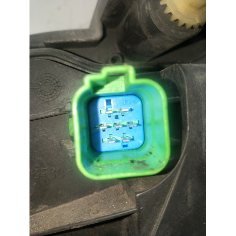 Recambio de faro derecho para ford mondeo iii sedán (b4y) 1.8 16v referencia OEM IAM 0301174202 1S7113005AL 