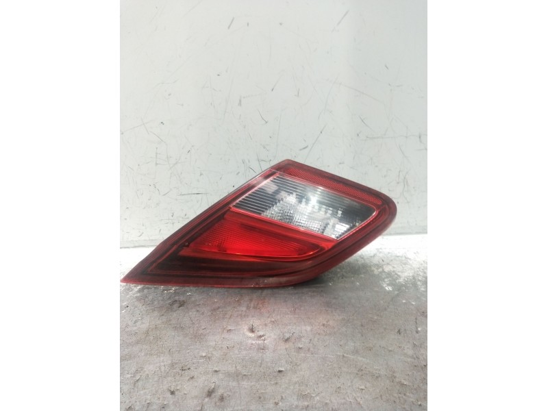 Recambio de piloto trasero derecho interior para opel corsa e (x15) 1.4 (08, 68) referencia OEM IAM 39012624  