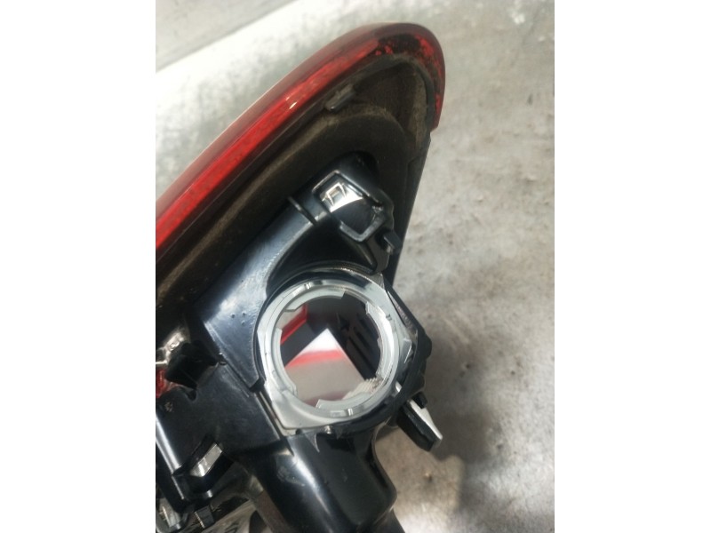 Recambio de piloto trasero derecho interior para opel corsa e (x15) 1.4 (08, 68) referencia OEM IAM 39012624  