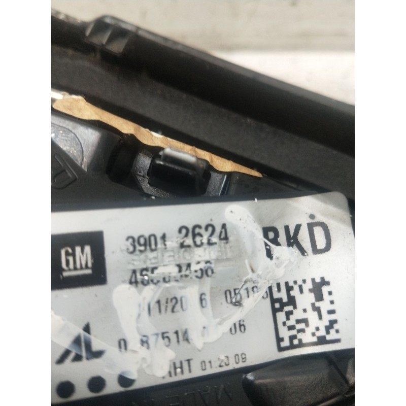 Recambio de piloto trasero derecho interior para opel corsa e (x15) 1.4 (08, 68) referencia OEM IAM 39012624  