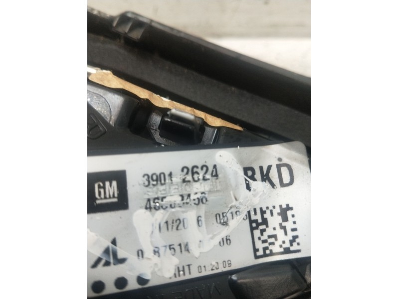 Recambio de piloto trasero derecho interior para opel corsa e (x15) 1.4 (08, 68) referencia OEM IAM 39012624  