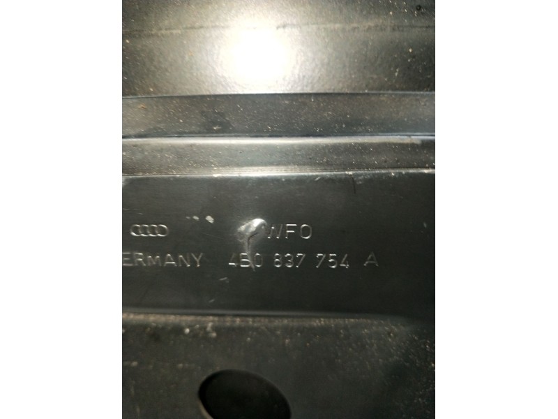 Recambio de elevalunas delantero derecho para audi a6 c5 (4b2, 4b4) 2.5 tdi referencia OEM IAM 4B0837754A 4P 