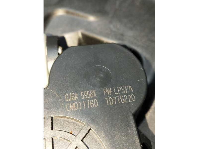 Recambio de elevalunas delantero izquierdo para mazda 3 (bk) 1.6 (bk14) referencia OEM IAM 6J6A5958X CMO11760 5P