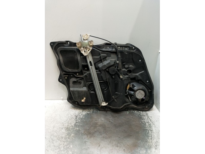 Recambio de elevalunas delantero derecho para mazda 3 (bk) 1.6 (bk14) referencia OEM IAM G22C5858X CMO11750 