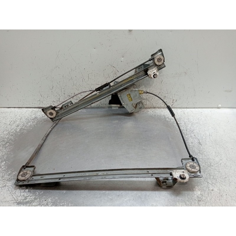 Recambio de elevalunas delantero izquierdo para mercedes-benz citan monospace (w415) 109 cdi (415.703) referencia OEM IAM 128001