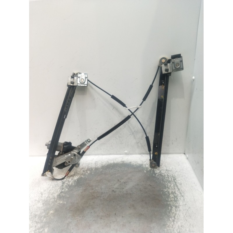 Recambio de elevalunas delantero izquierdo para ford mondeo iii sedán (b4y) 1.8 16v referencia OEM IAM 2500013438 944105341 5P