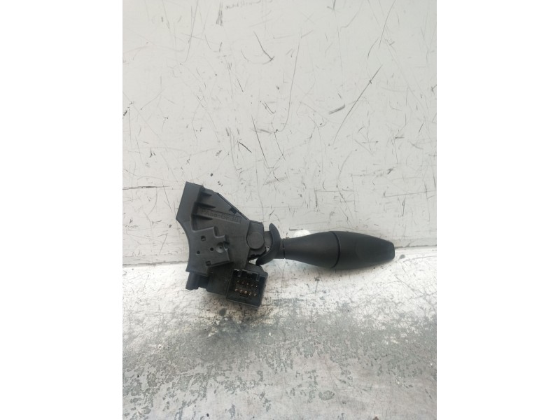 Recambio de mando luces para ford mondeo iii sedán (b4y) 1.8 16v referencia OEM IAM 1S7T13335AE  