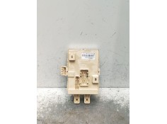Recambio de caja reles / fusibles para kia sportage iii (sl) 1.6 gdi referencia OEM IAM 919503W013   2