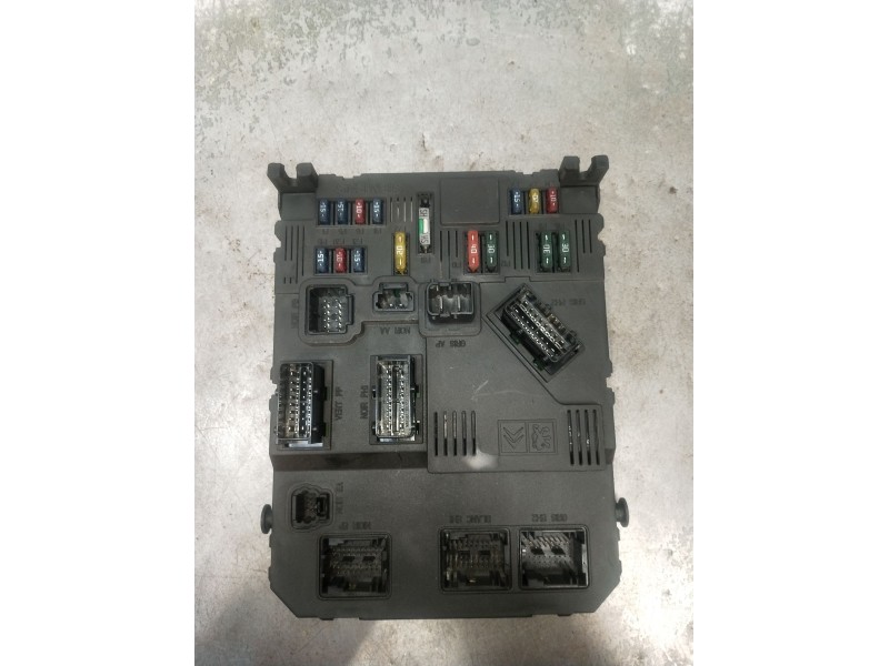 Recambio de caja reles / fusibles para peugeot 206 hatchback (2a/c) 1.4 i referencia OEM IAM S118085220 9649627880 