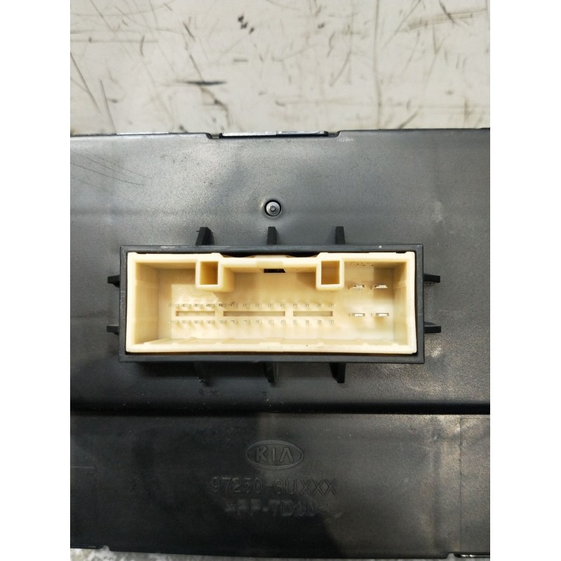 Recambio de mando calefaccion / aire acondicionado para kia sportage iii (sl) 1.6 gdi referencia OEM IAM 972520 3UXXX 