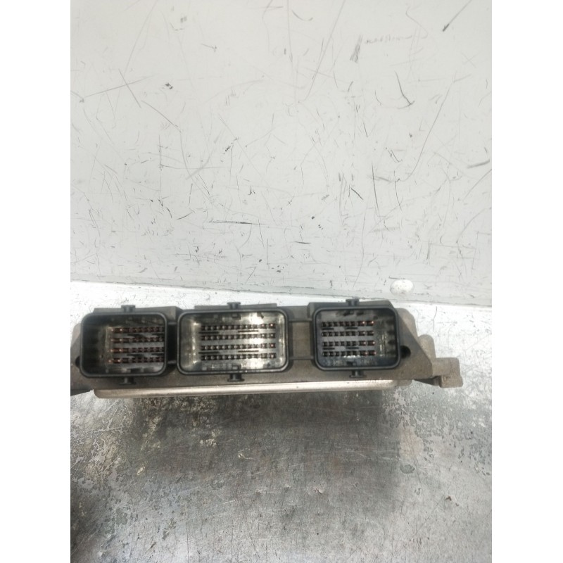 Recambio de centralita motor uce para peugeot 307 (3a/c) 1.6 hdi referencia OEM IAM 9661773380 9644692380 302200385