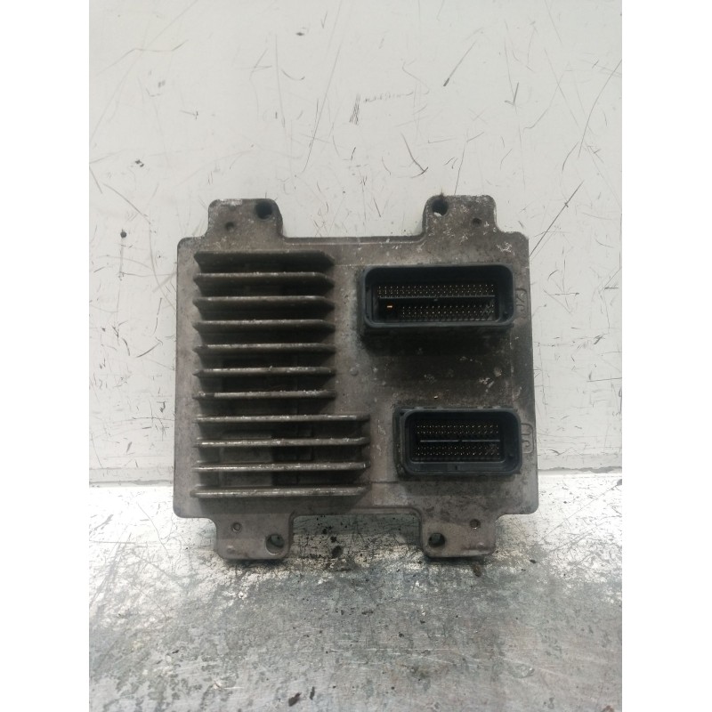 Recambio de centralita motor uce para opel corsa e (x15) 1.4 (08, 68) referencia OEM IAM E8312679197 86ACB5516188007S 12679199