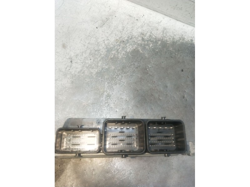 Recambio de centralita motor uce para peugeot 5008 (0u_, 0e_) 1.6 hdi referencia OEM IAM 9800268980 HW9666681180 