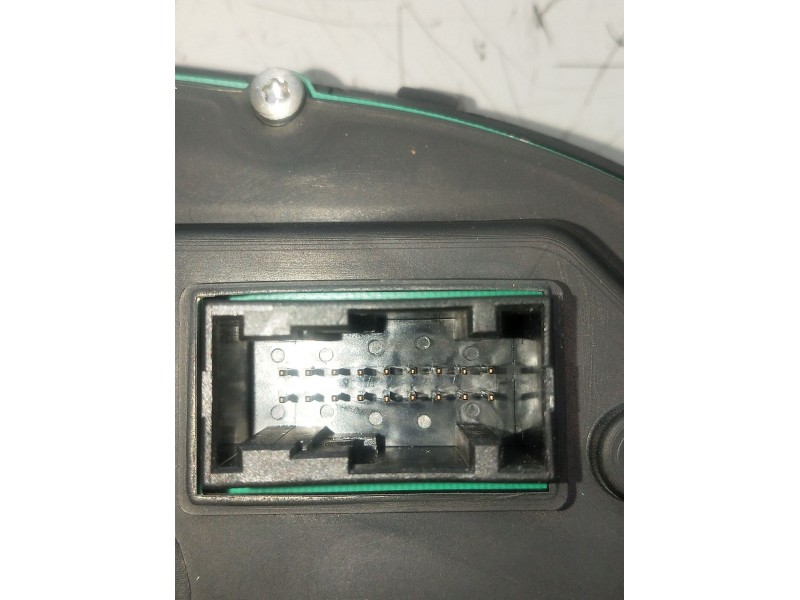 Recambio de cuadro instrumentos para peugeot 307 (3a/c) 1.6 hdi referencia OEM IAM P9660470680 281174498 