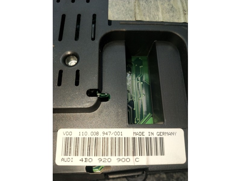 Recambio de cuadro instrumentos para audi a6 c5 (4b2, 4b4) 2.5 tdi referencia OEM IAM 4B0920900C  110008947001