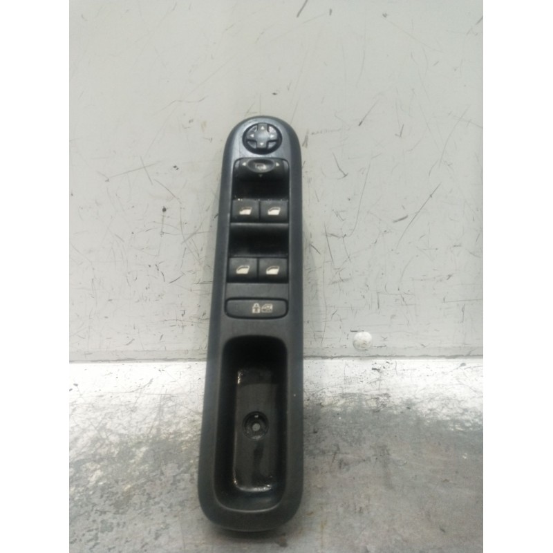Recambio de mando elevalunas delantero izquierdo para peugeot 5008 (0u_, 0e_) 1.6 hdi referencia OEM IAM 96650621ZD 5P 
