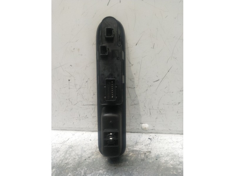 Recambio de mando elevalunas delantero izquierdo para peugeot 5008 (0u_, 0e_) 1.6 hdi referencia OEM IAM 96650621ZD 5P 