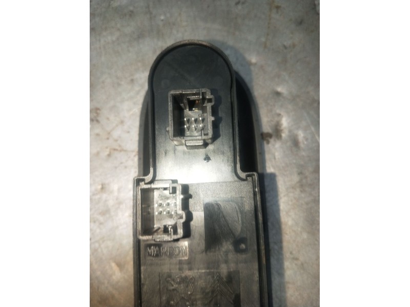Recambio de mando elevalunas delantero izquierdo para peugeot 5008 (0u_, 0e_) 1.6 hdi referencia OEM IAM 96650621ZD 5P 