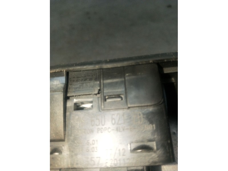 Recambio de mando elevalunas delantero izquierdo para peugeot 5008 (0u_, 0e_) 1.6 hdi referencia OEM IAM 96650621ZD 5P 