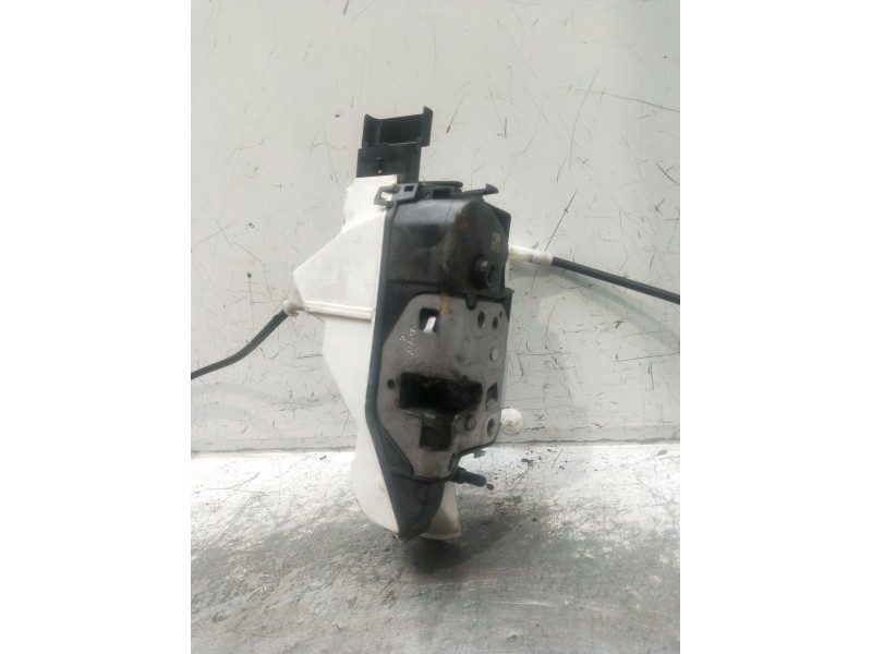 Recambio de motor cierre centralizado delantero izquierdo para peugeot 5008 (0u_, 0e_) 1.6 hdi referencia OEM IAM 7122X0510J6 5P