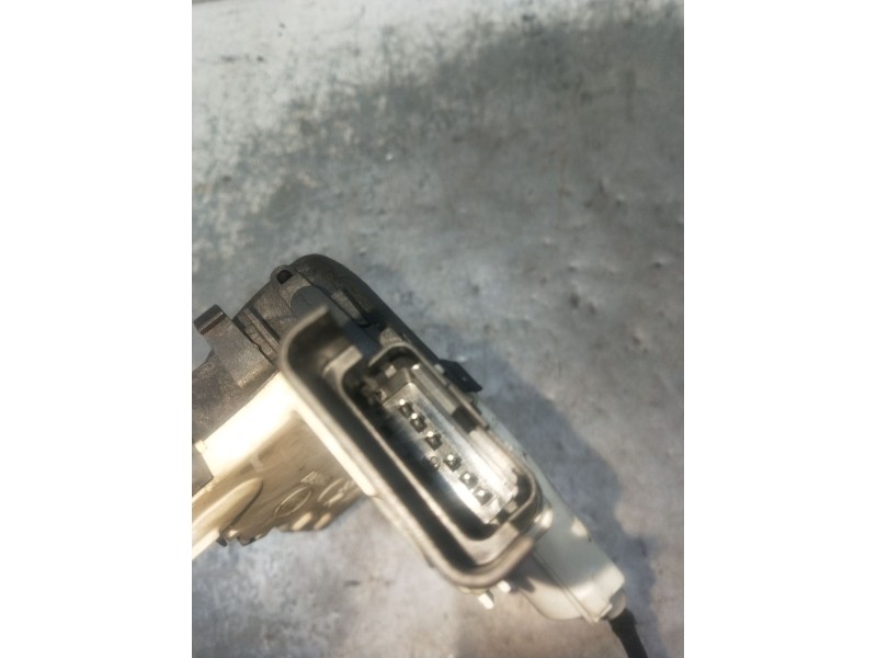 Recambio de motor cierre centralizado delantero izquierdo para peugeot 5008 (0u_, 0e_) 1.6 hdi referencia OEM IAM 7122X0510J6 5P