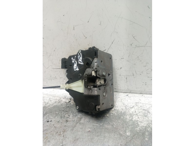 Recambio de motor cierre centralizado delantero derecho para opel corsa e (x15) 1.4 (08, 68) referencia OEM IAM 0325407955 13431