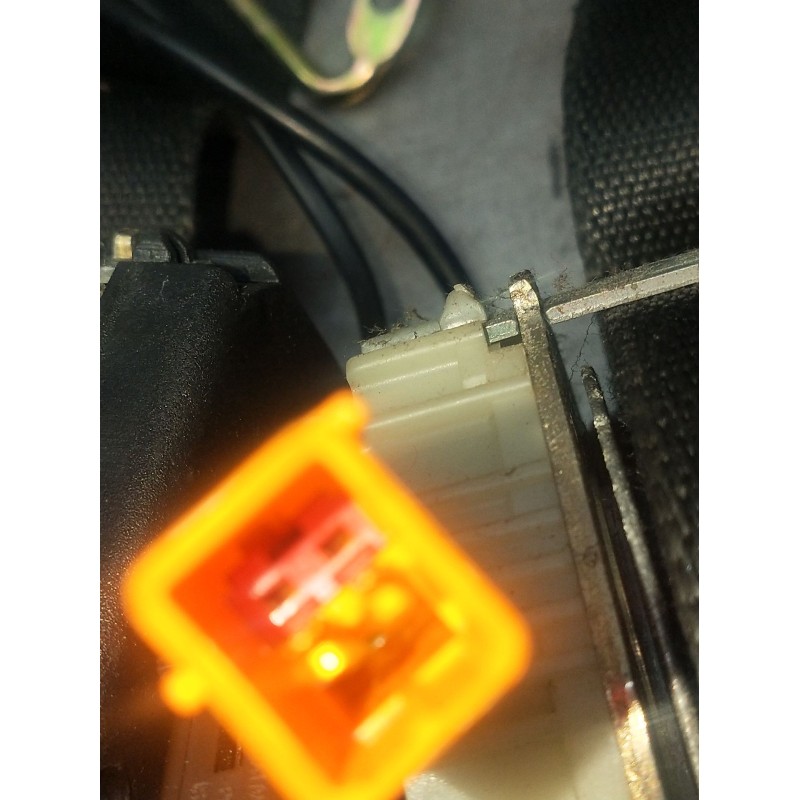 Recambio de juego cinturones delantero para ford mondeo iii sedán (b4y) 1.8 16v referencia OEM IAM 05903X0B 12258Y350 5P