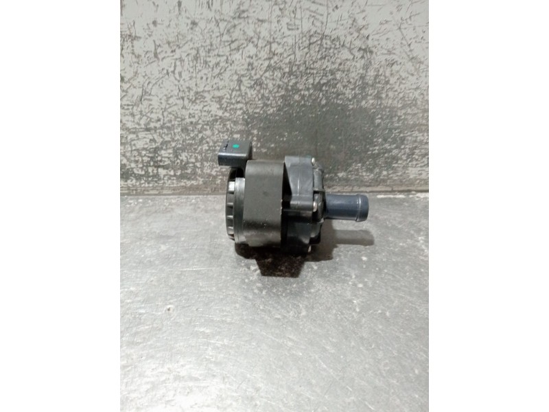 Recambio de bomba agua para dacia spring ev (b6m1) referencia OEM IAM P621412D01  